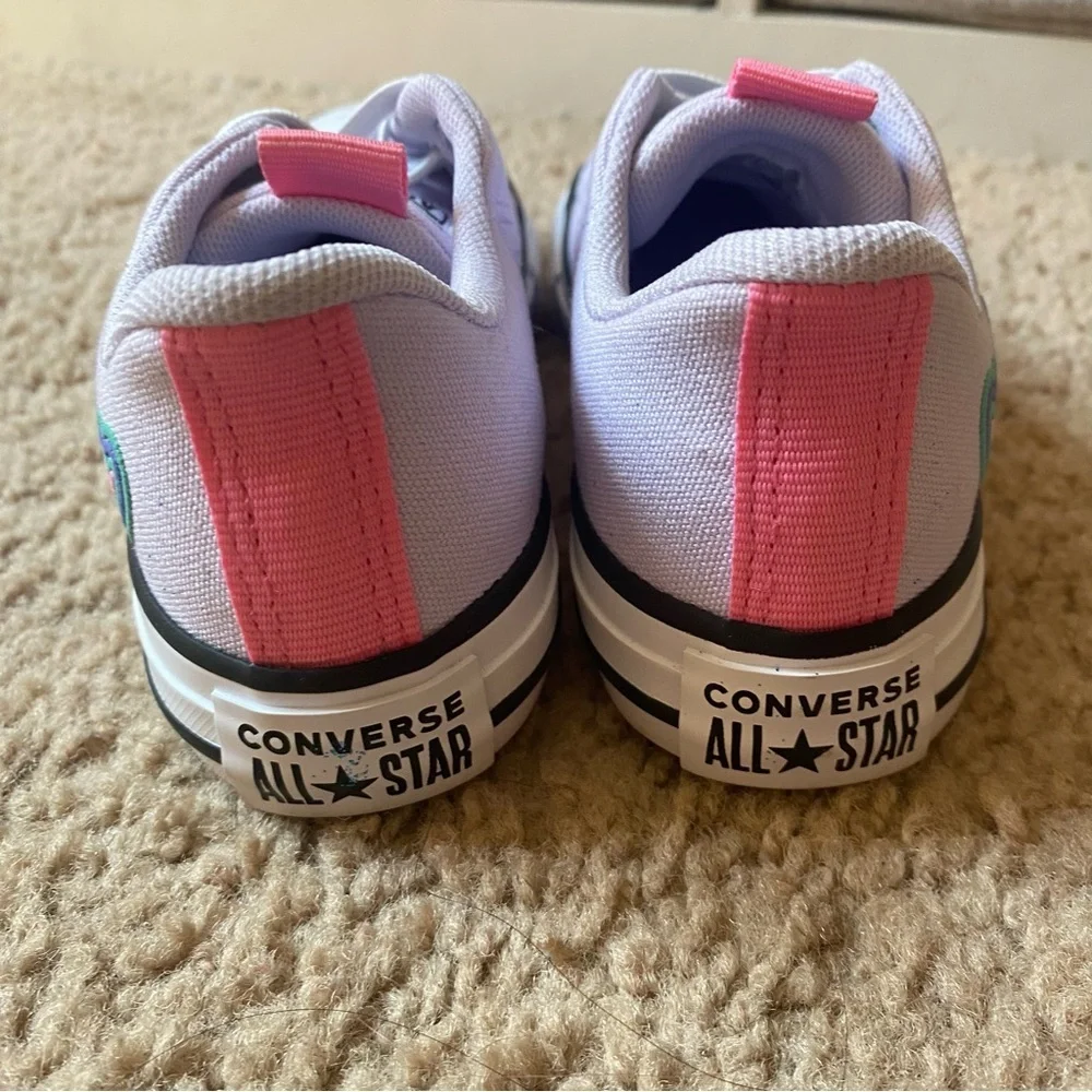 Converse | Chuck Taylor Sneakers in Lilac with Hearts Detail